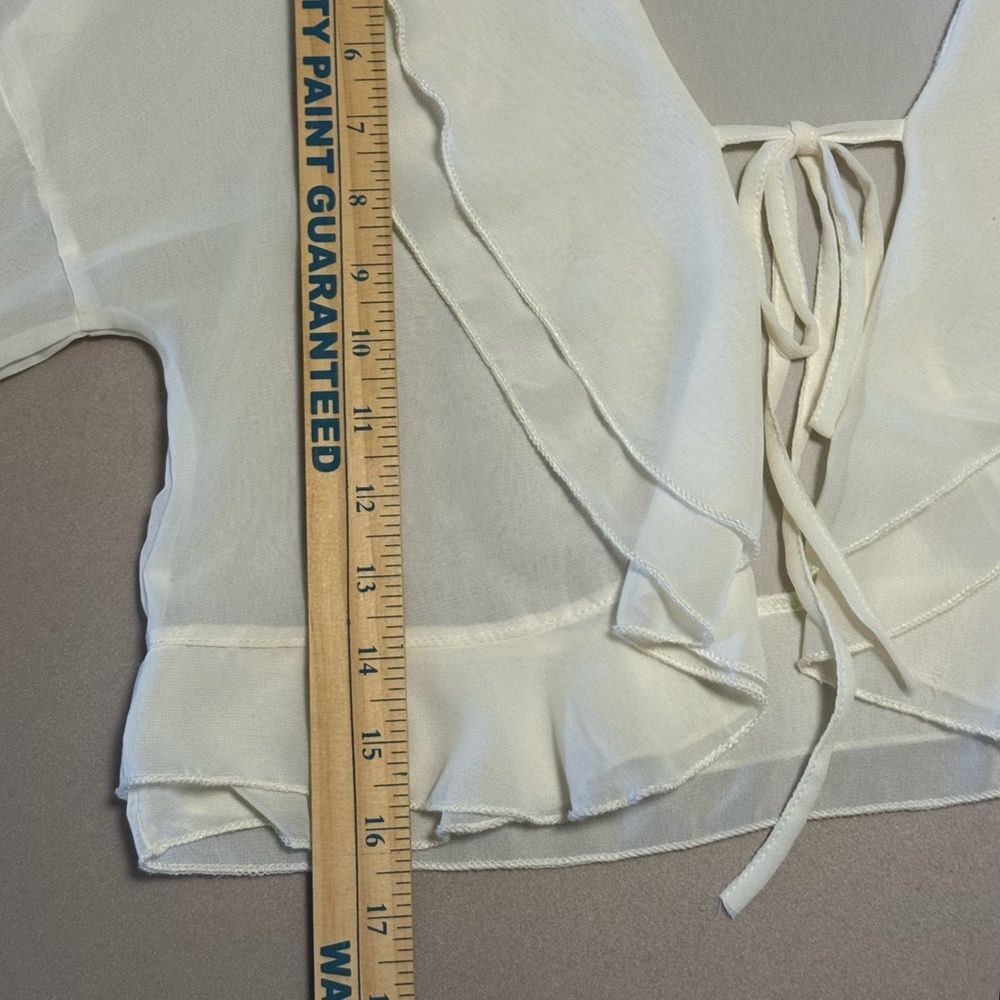 NWOT Chic Cream Sheer Ruffle Jacket sz LG - Picture 4 of 5